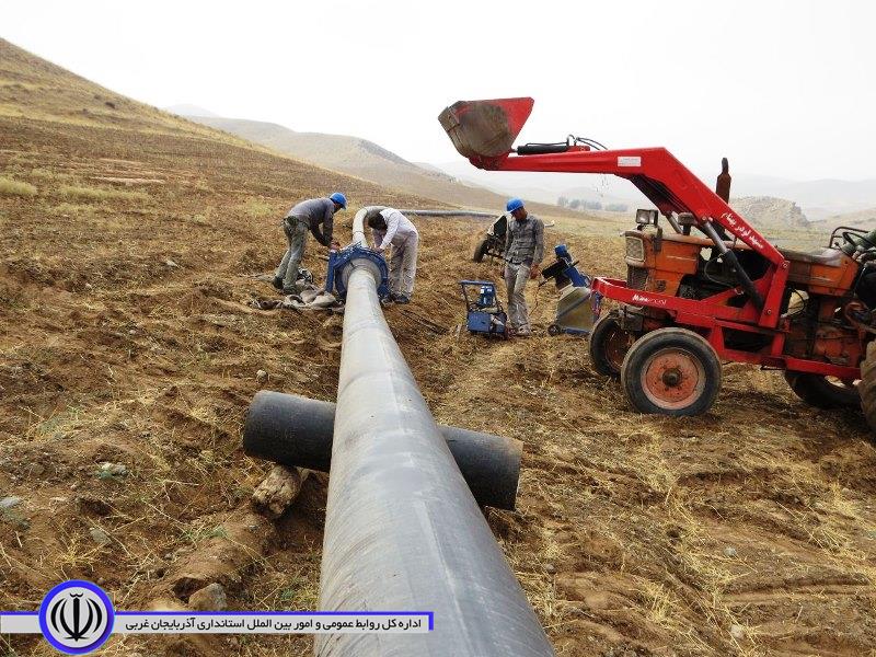 بازدید از اجرای عملیات  پروژه آبرسانی 106 روستایی شهید امینی