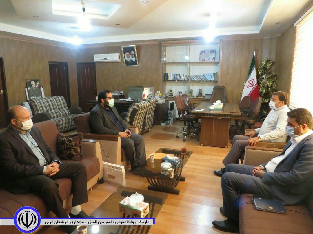 دیدار روسای بیمه سلامت و تامین اجتماعی با عبدالهی اصل فرماندار شهرستان شوط