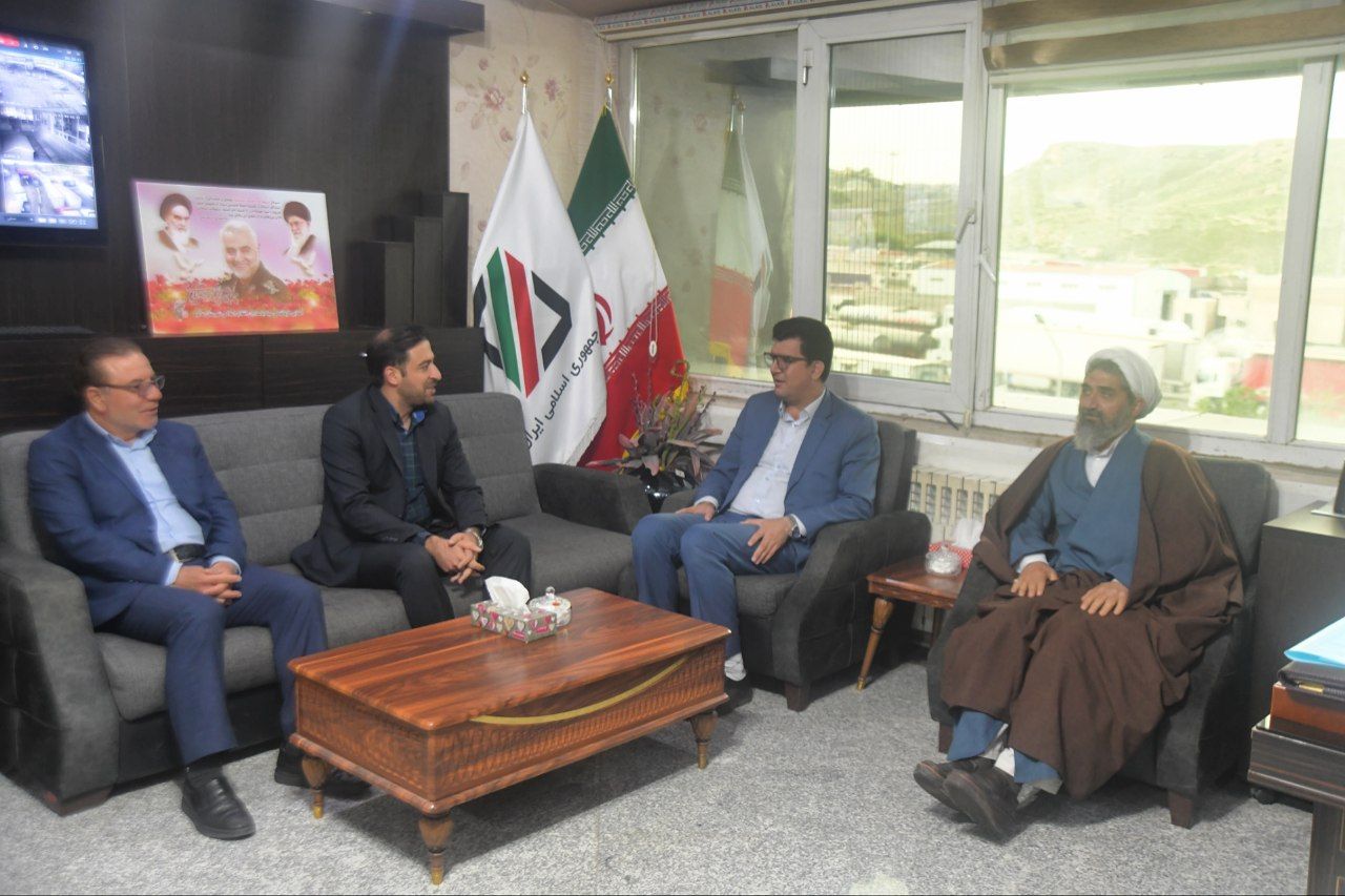 حضور فرماندار شوط در گمرک بازرگان