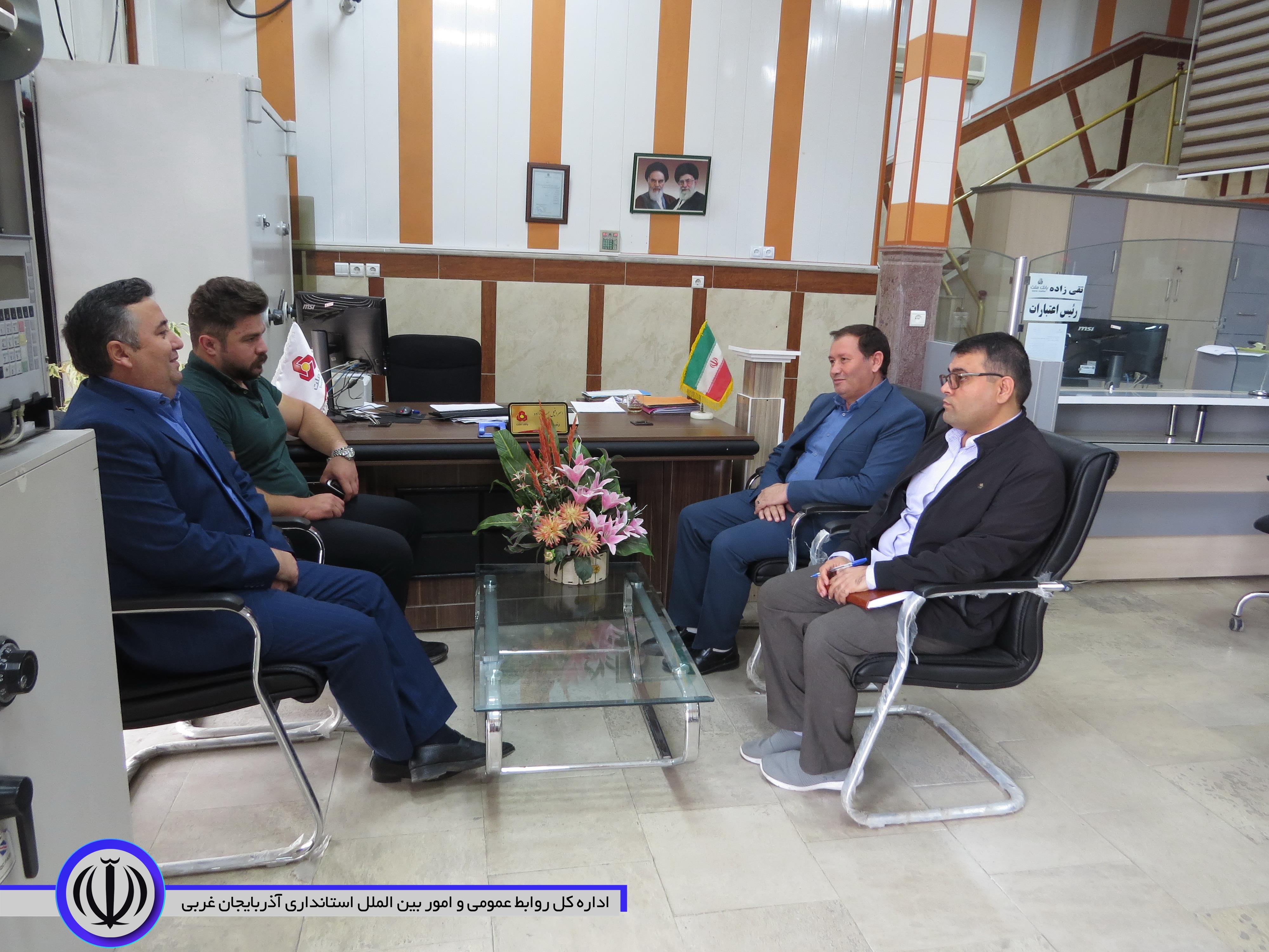 بازدید معاون فرماندار شهرستان شوط از بانک های شهرستان شوط