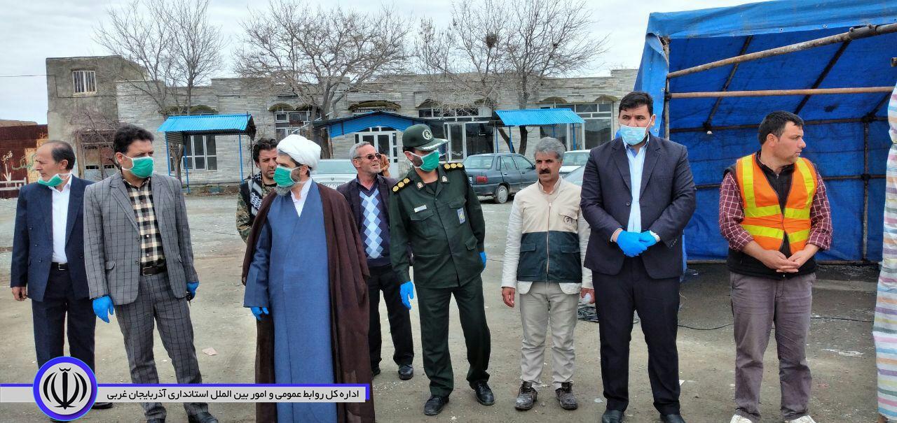 بازدید از ایستگاه بازرسی و ضدعفونی ماشین های ورودی به شهرستان در سه راهی روستای ایل بلاغی
