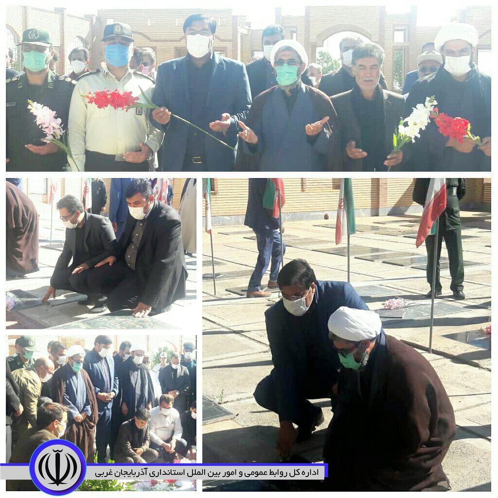 غبارروبی مزار شهدای شهرستان شوط