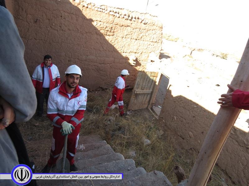 برگزاری مانور زلزله فرضی در روستای عزت آباد از توابع بخش مرکزی شوط