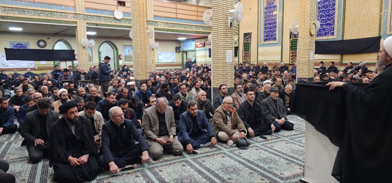 مراسم عزاداری مردم غیور شهرستان شوط  به مناسبت شهادت مظلومانه رهبر عزیزمان