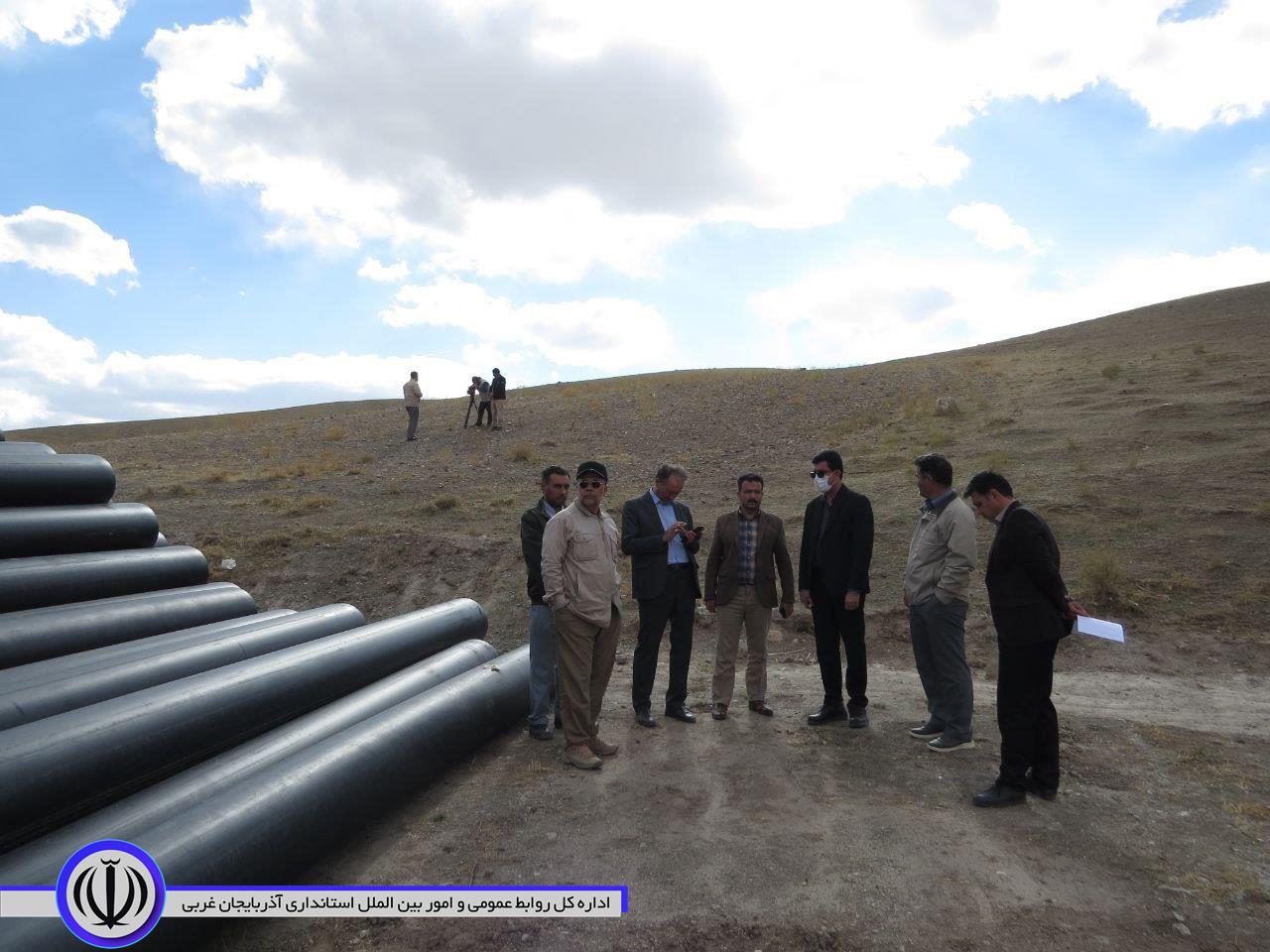 بازدید فرماندار از روستاها و مسیرهای خط انتقال پروژه 106 روستایی شهید امینی