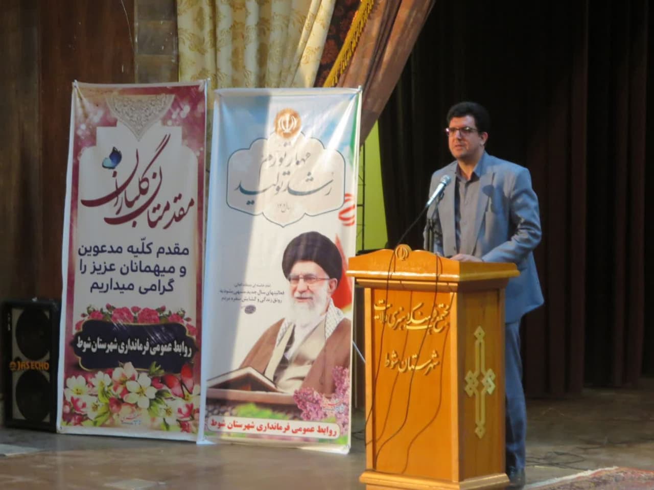 بازگشت به اقتصاد روستائی میتواند در وضعیت فعلی راهکار مناسبی برای عبور از شرایط نامناسب اقتصادی بر اثر تحریم ها باشد.