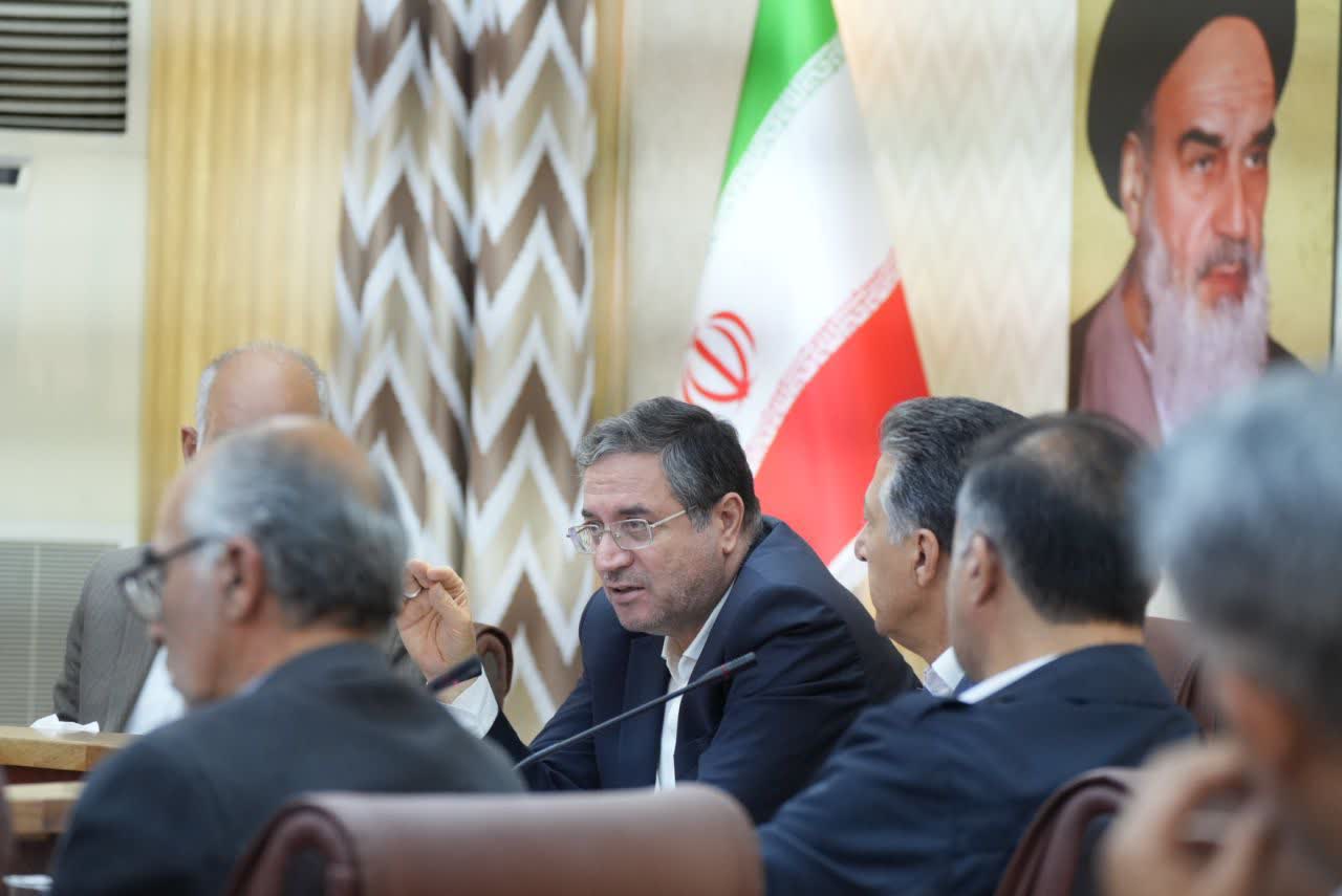 تأمین نهادههای دام و طیور باید بهصورت استانی مدیریت شود