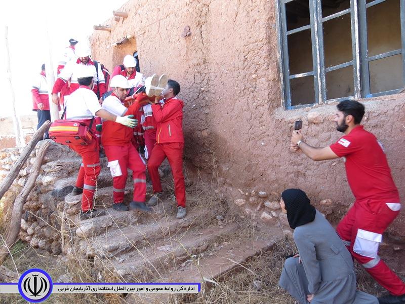برگزاری مانور زلزله فرضی در روستای عزت آباد از توابع بخش مرکزی شوط