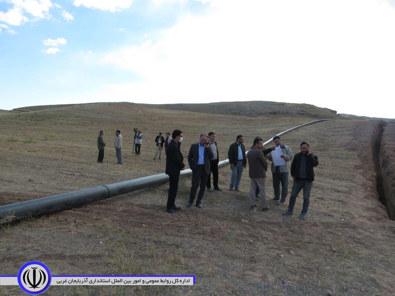 بازدید فرماندار از روستاها و مسیرهای خط انتقال پروژه 106 روستایی شهید امینی