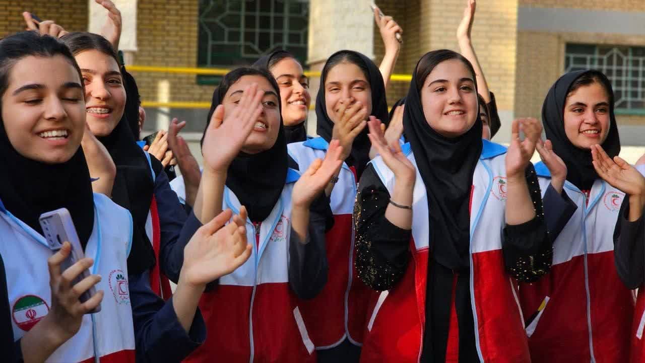 کسب مقام اول استانی توسط تیم دادرس جمعیت هلال احمر شهرستان شوط در دوازدهمین دوره المپیاد آماده(بخش دختران دادرس)