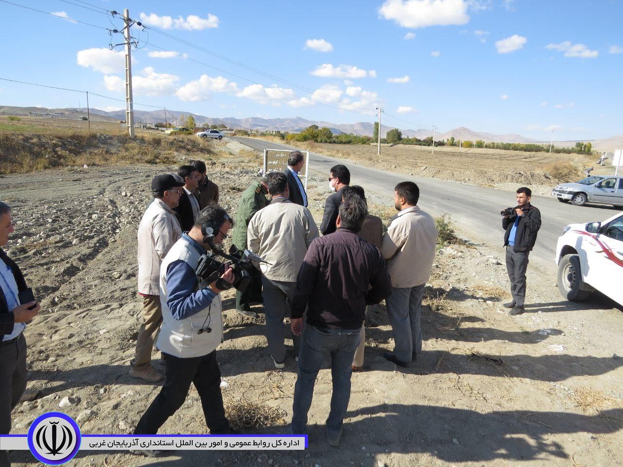 بازدید فرماندار از روستاها و مسیرهای خط انتقال پروژه 106 روستایی شهید امینی