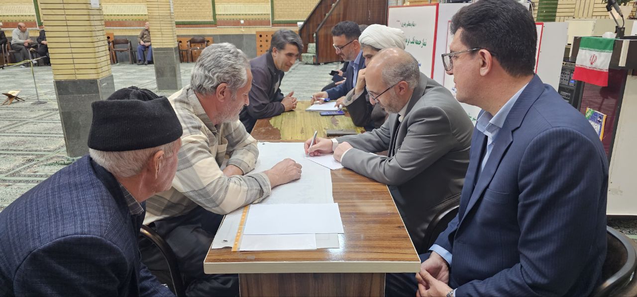 برگزاری ملاقات مردمی مسئولان در مسجد جامع شوط