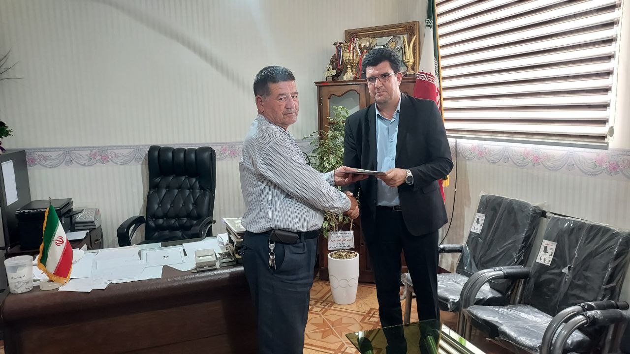 تجلیل فرماندار از رئیس و کارکنان اداره ورزش و جوانان شهرستان شوط