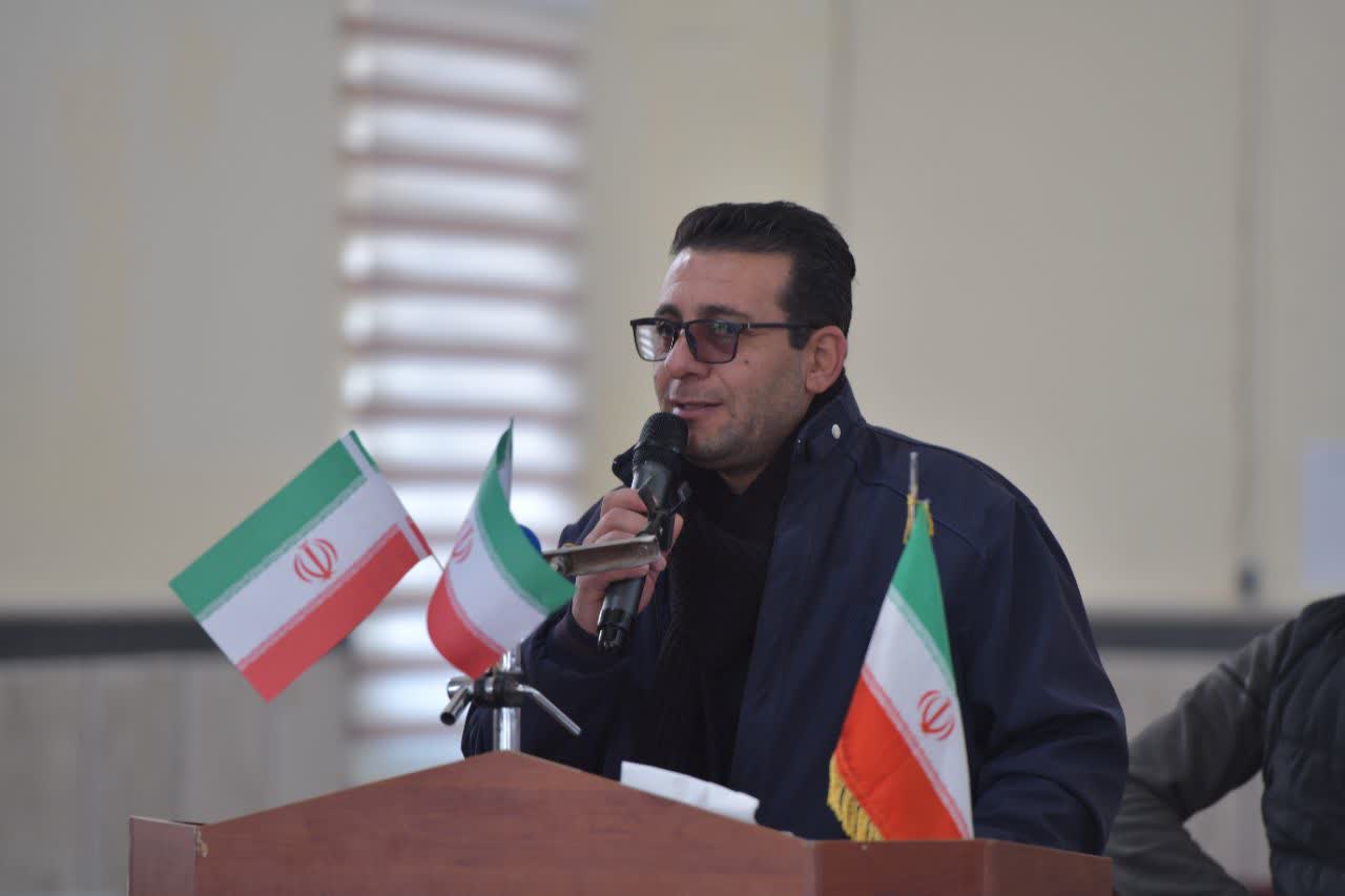 برگزاری جلسه مدیریت محله‌محور با حضور معاون استاندار در روستای صوفی