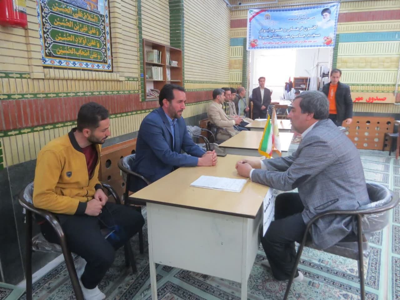 میز خدمت نماز جمعه شوط برگزار شد