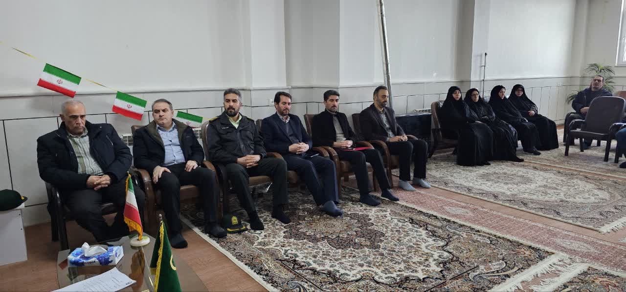 دیدار فرماندار ، اعضای شورای تامین و اعضای شورای اداری  با امام جمعه شهرستان شوط  به مناسبت بزرگداشت دهه مبارکه فجر...