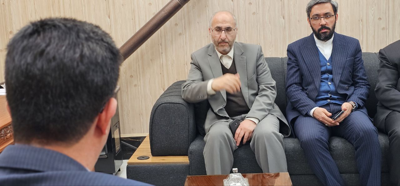 بررسی مسائل آب شرب شهرستان شوط و یولاگلدی در شهرداری یولاگلدی