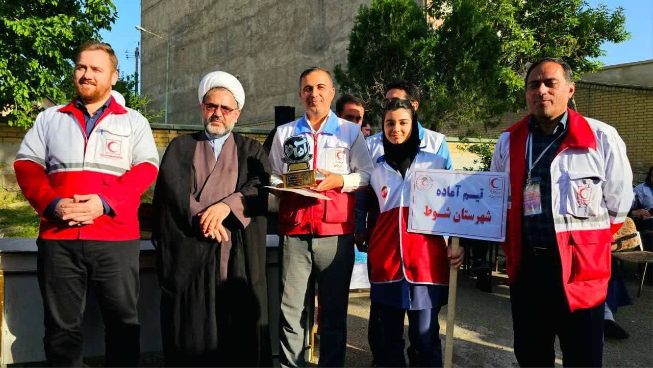 کسب مقام اول استانی توسط تیم دادرس جمعیت هلال احمر شهرستان شوط در دوازدهمین دوره المپیاد آماده(بخش دختران دادرس)