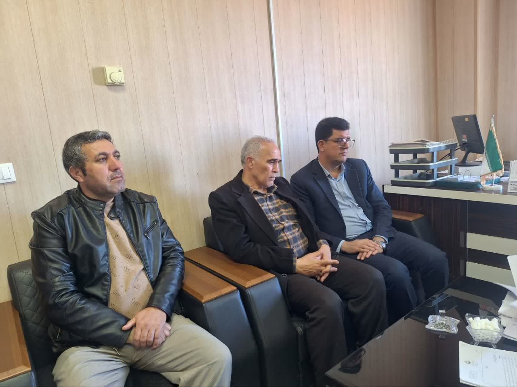 دیدار معاون مدیرکل امور روستایی با فرماندار شهرستان شوط